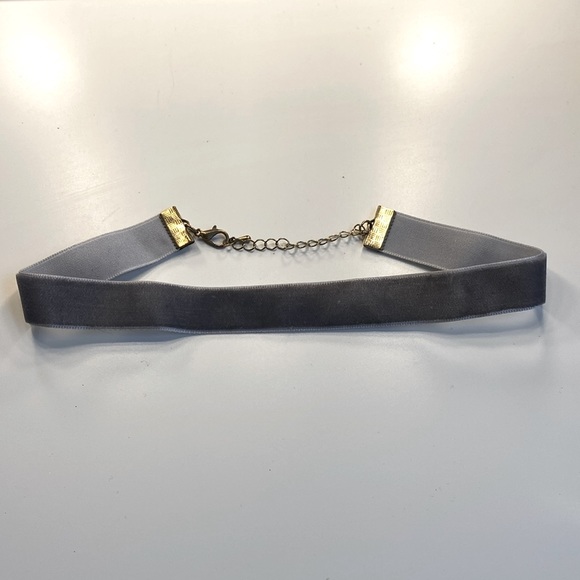 Jewelry - Velvet Grey Choker Necklace